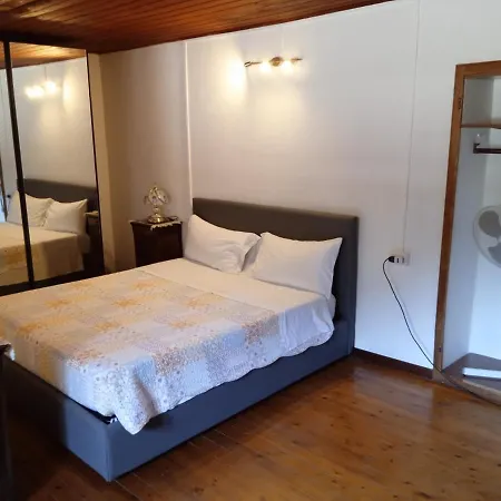 San Giorgio לינה וארוחת בוקר *